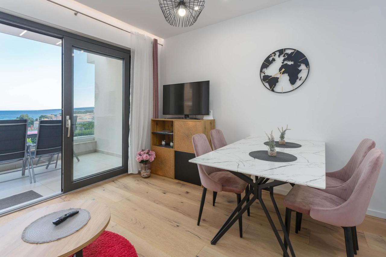 Luxury Residence Luca Krk Town Buitenkant foto